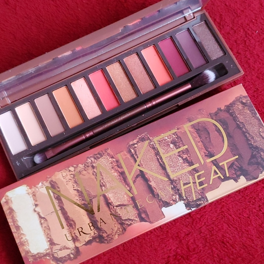 Eyeshadow palette heat